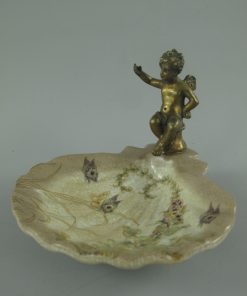Vintage Porzellanschale Muschelförmige Dekoschale mit CherubMotiv
